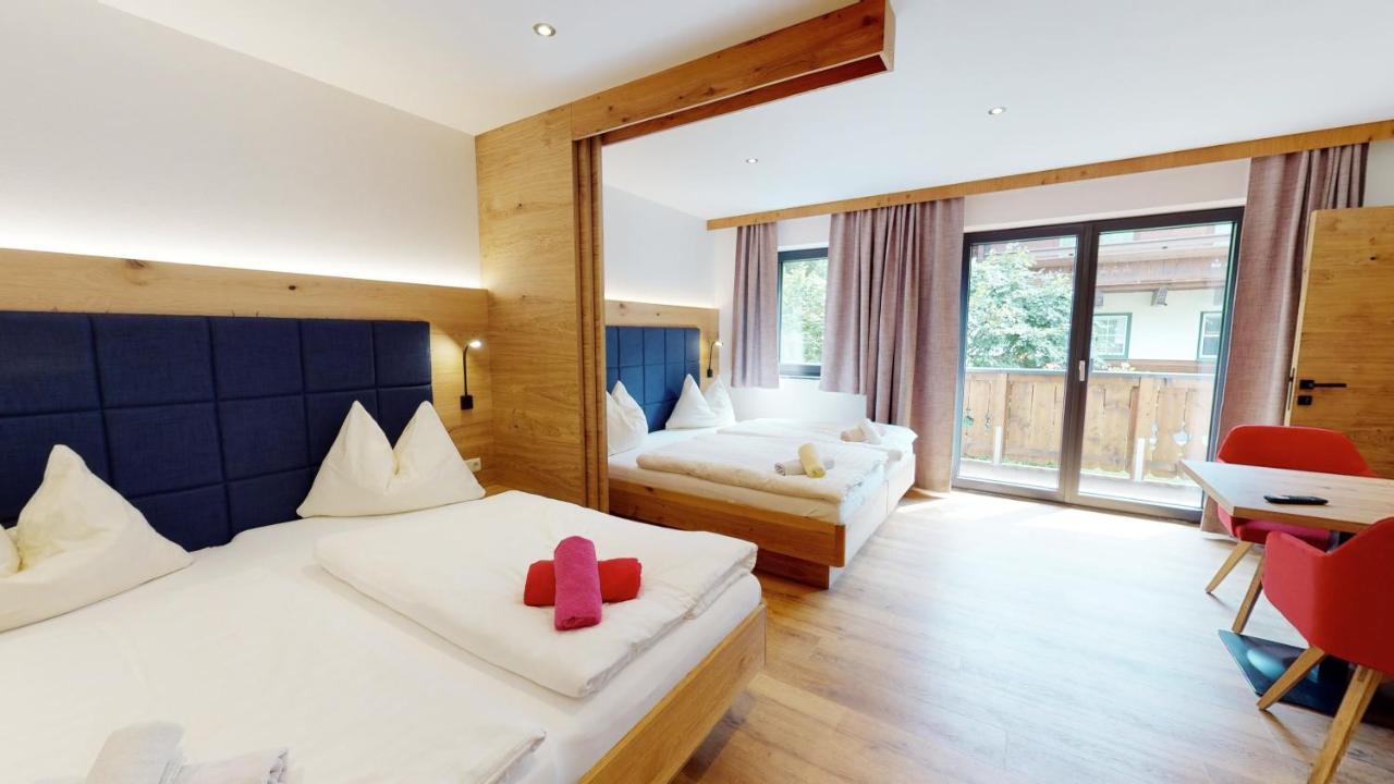 Bed & Breakfast Pension Ledererguetl - Jokercard & Parkplatz Inkl Saalbach-Hinterglemm