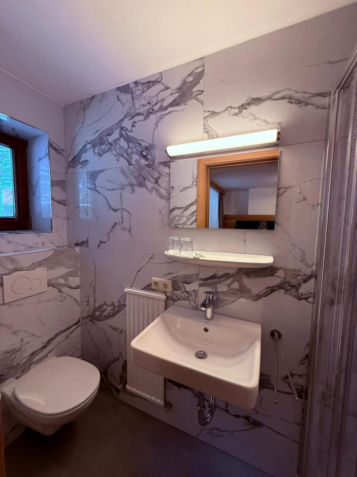 Bed & Breakfast Ledererguetl - Jokercard & Parkplatz Inkl